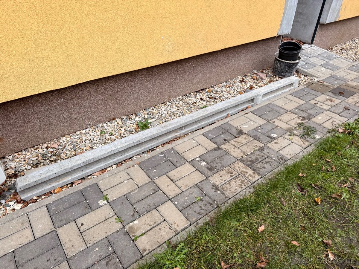 Sloupek betonovy plot 2m -PR