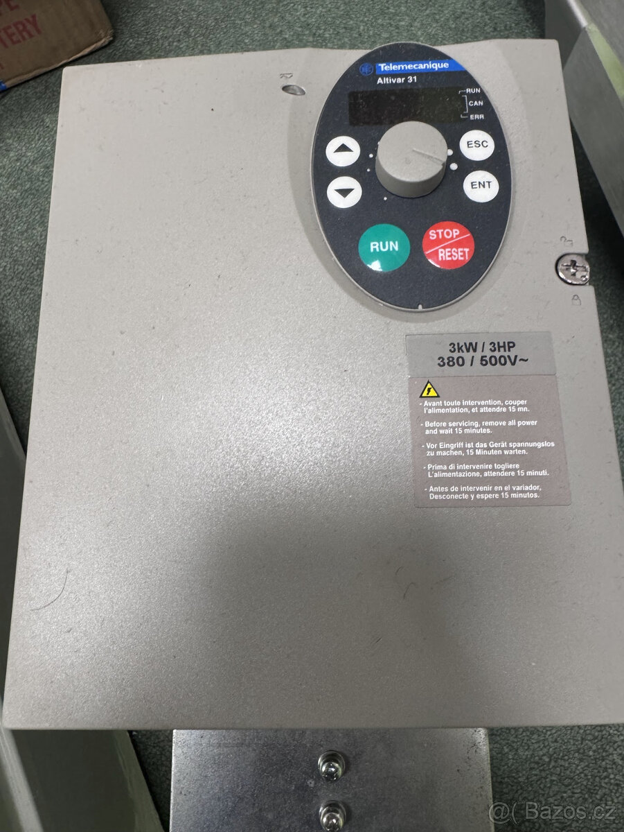 Frekvenční měnič 3kW