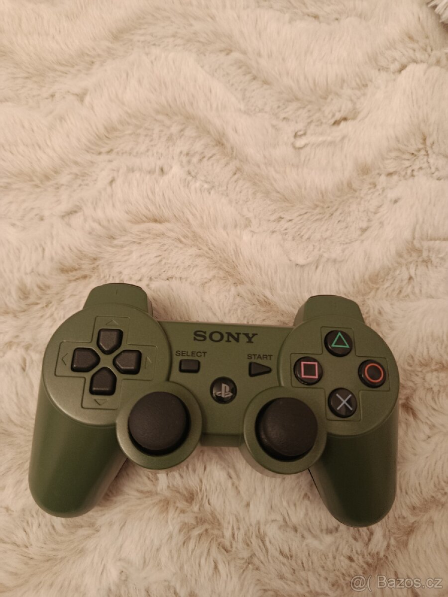 PS3 ovladač.. cena 700kč. Ks. Čti popisek.