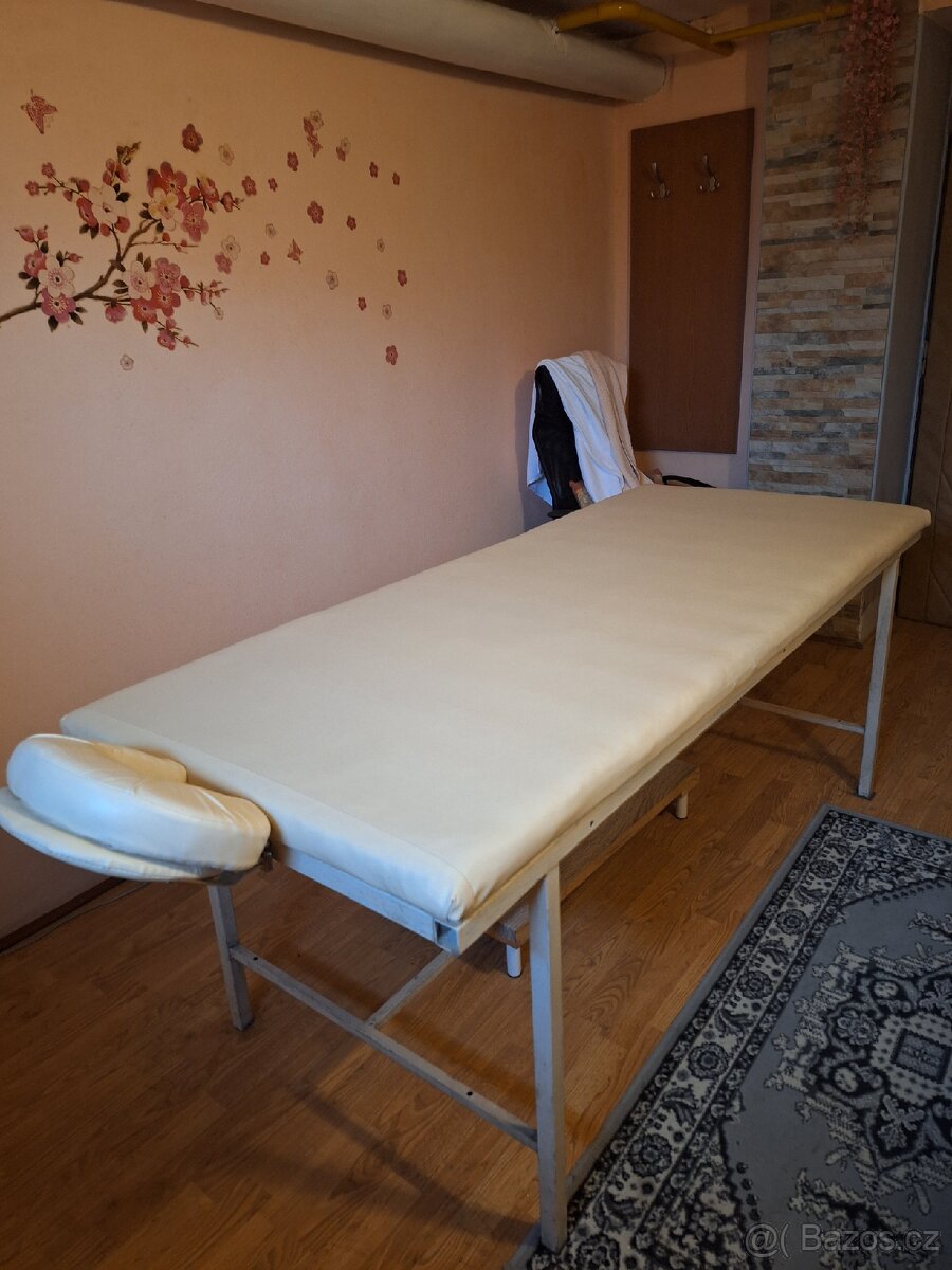 Prodám  masážní stůl