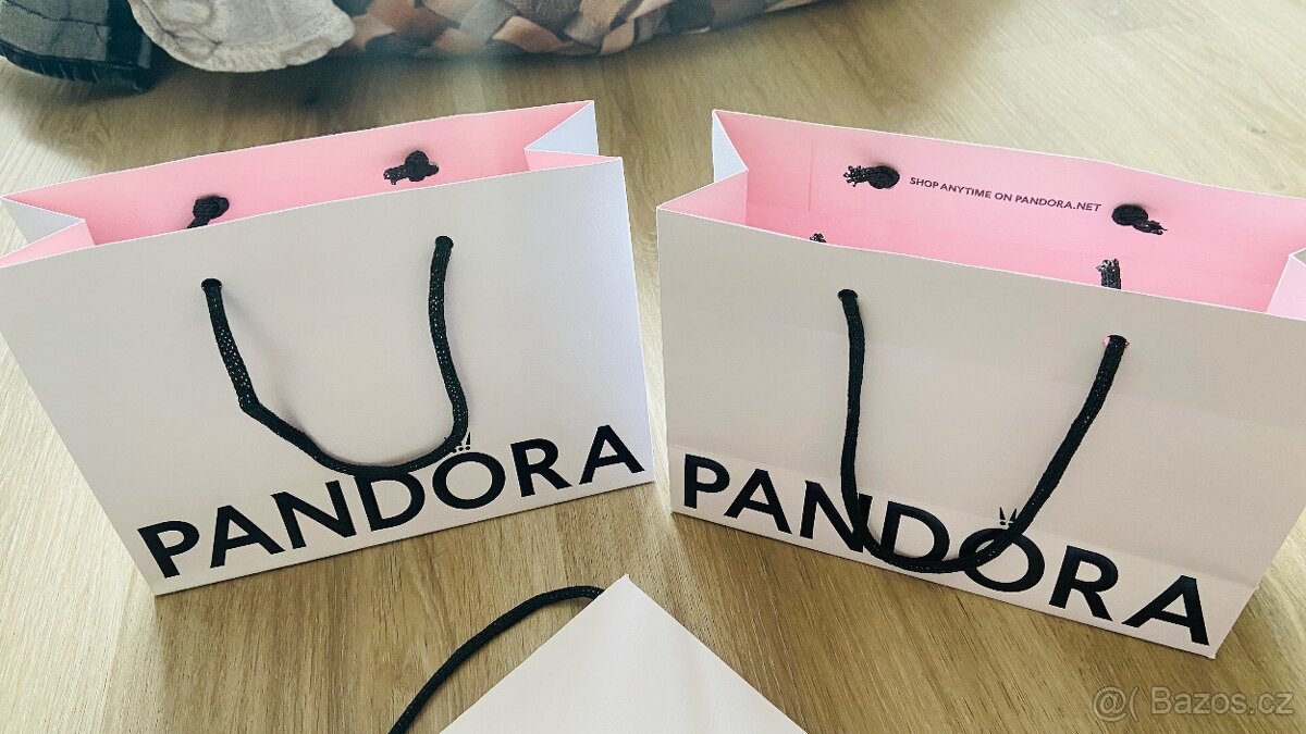 Krabicky a tašky Pandora