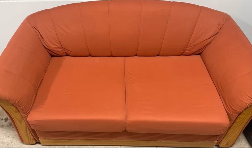 Pohovka, rozkládací sedačka - velmi pěkný stav