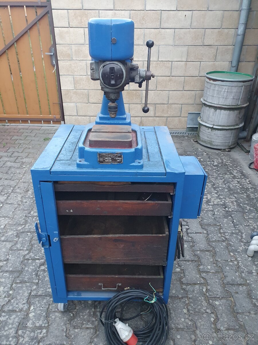 Stolni el. vrtacka Jihokov Hustopece V10