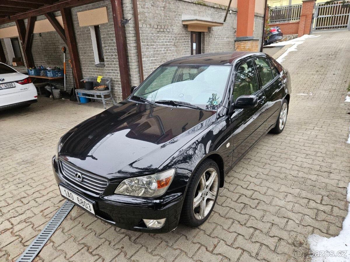 1999 Lexus IS200 Manual