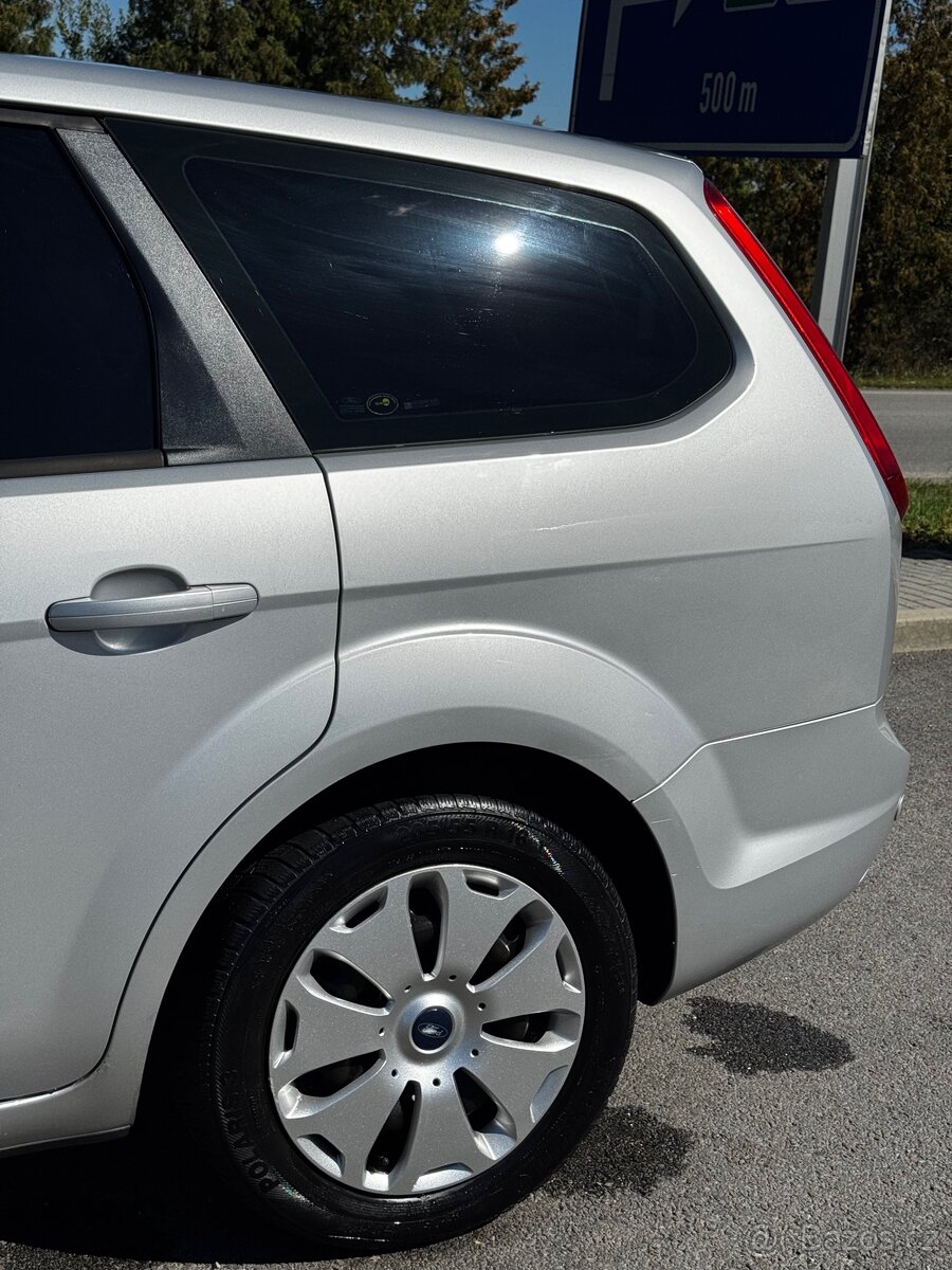 Ford Focus 2.0 TDCI 100Kw 2009 rok