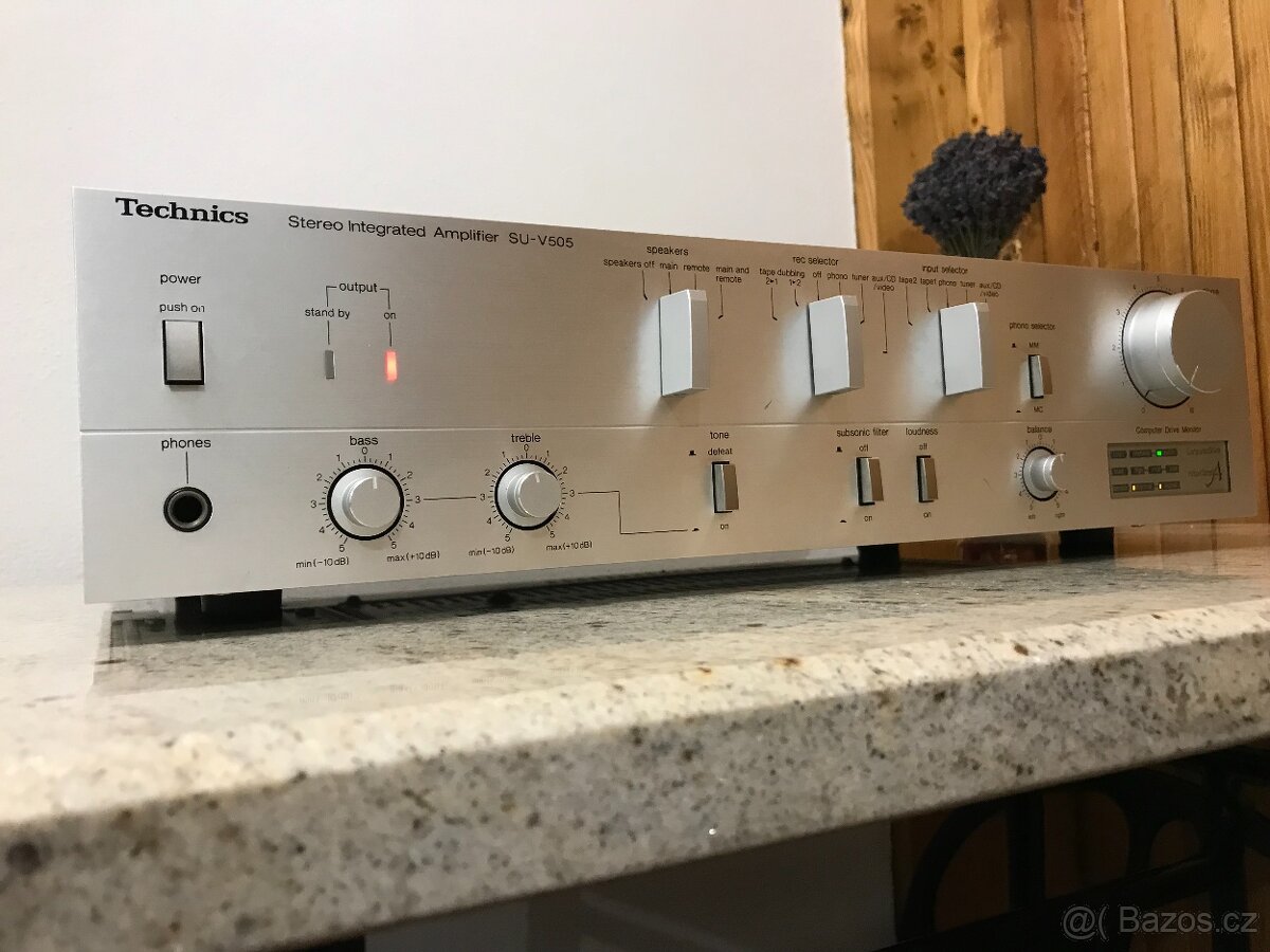 Technics SU-V 505 Stylový vintage