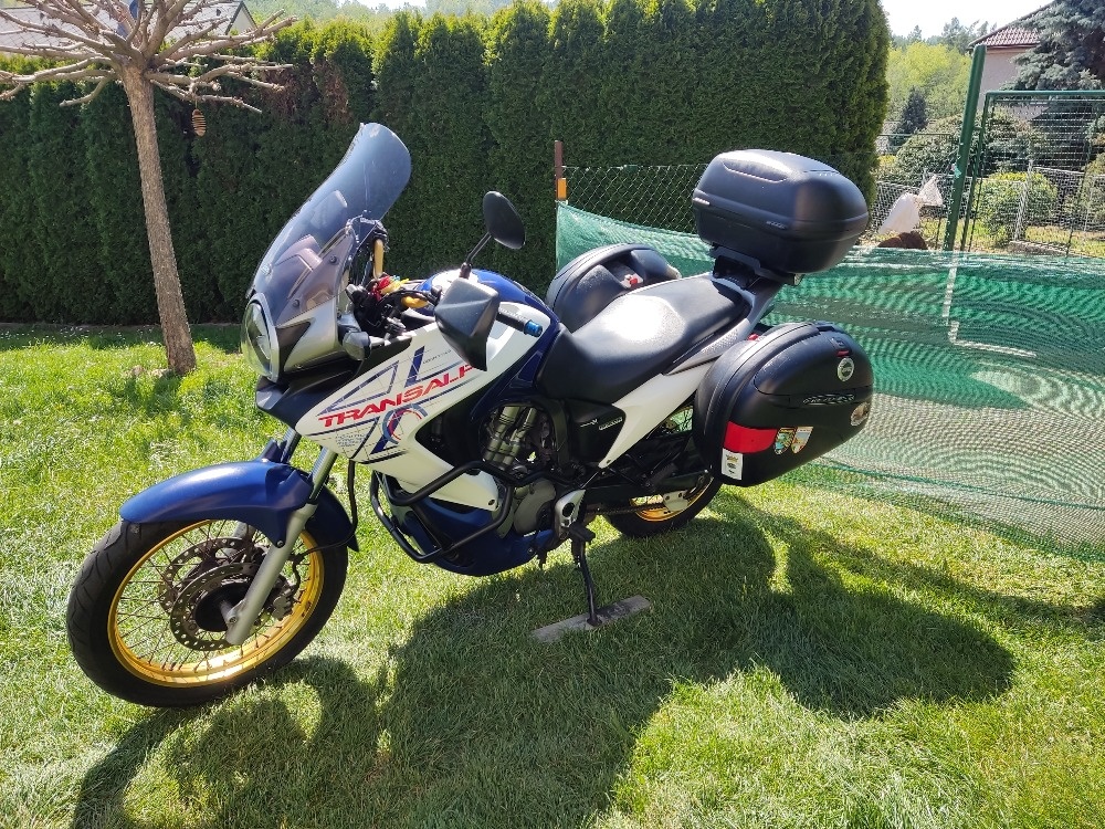 Honda XL 700 V Transalp (2010) padáky, kufry, po servisu