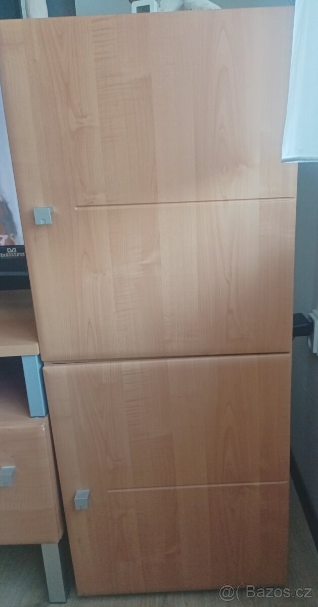 Komodu světlý jasan