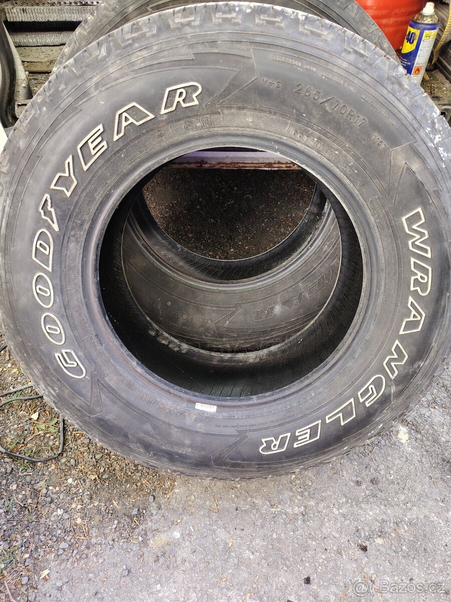 265/70R17