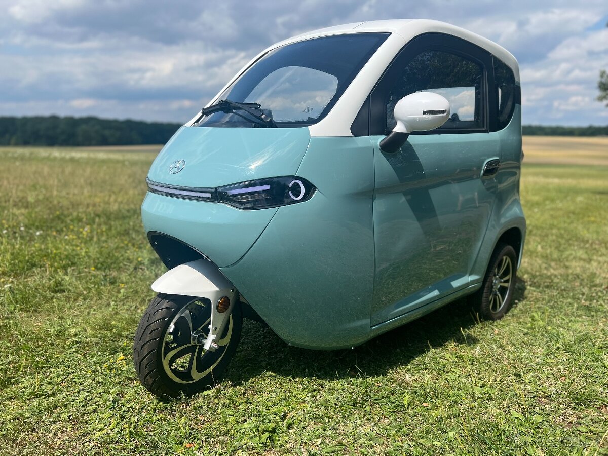 Elektrická Tříkolka 2000w/60v barva - červená