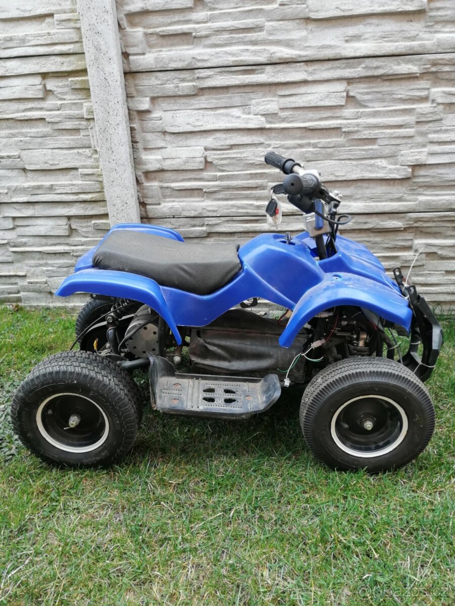Dětská elektrická čtyřkolka
