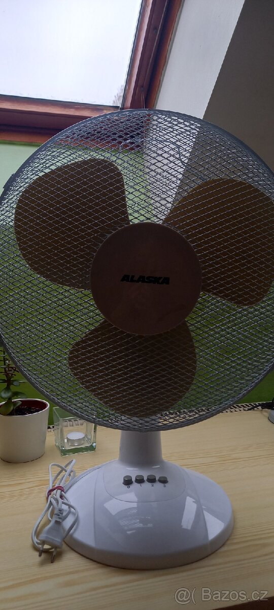 Pokojový ventilátor