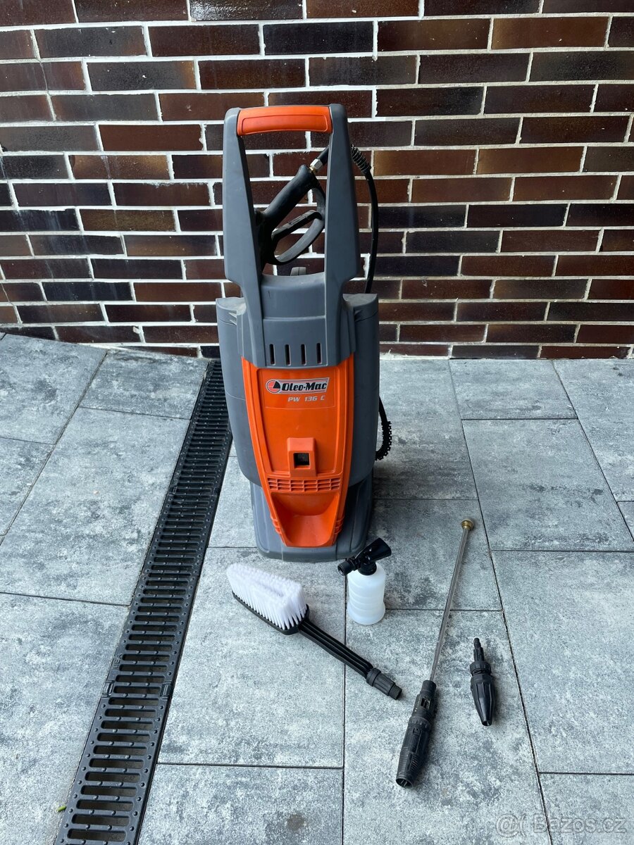 Tlaková myčka Oleo-mac PW 136 C