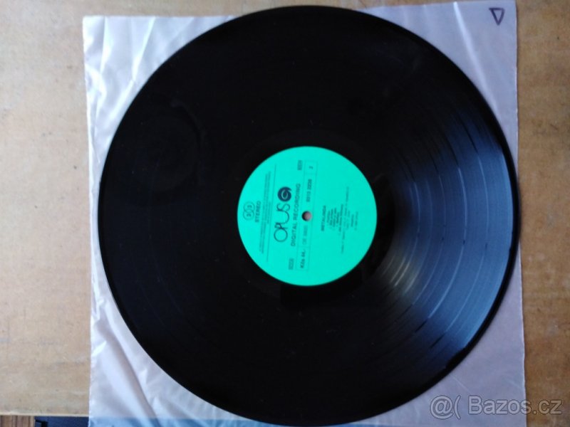 LP DESKY, SINGLY