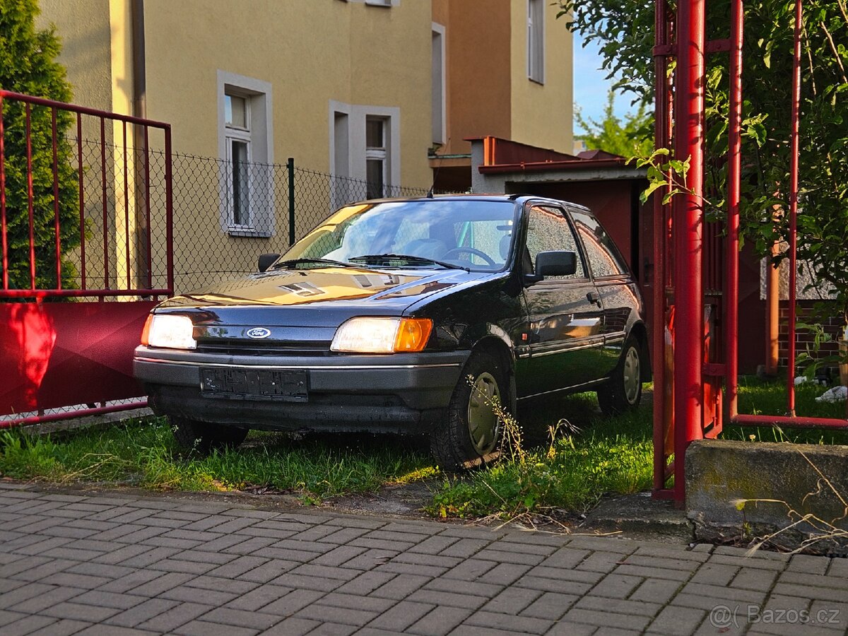 Ford Fiesta 1.3i CLX