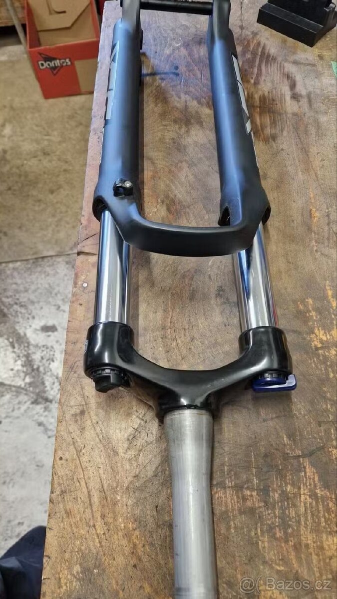 Vidlice SR Suntour XCM