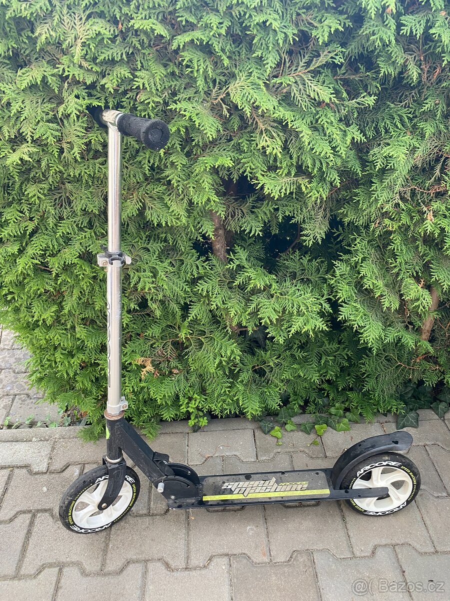Koloběžka Arcore Speed Machine
