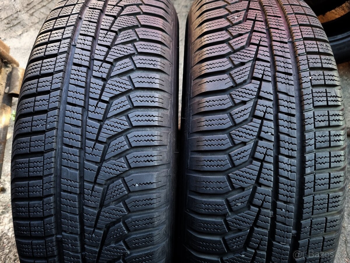Zimní pneumatiky Hankook 215/70 R16 100T