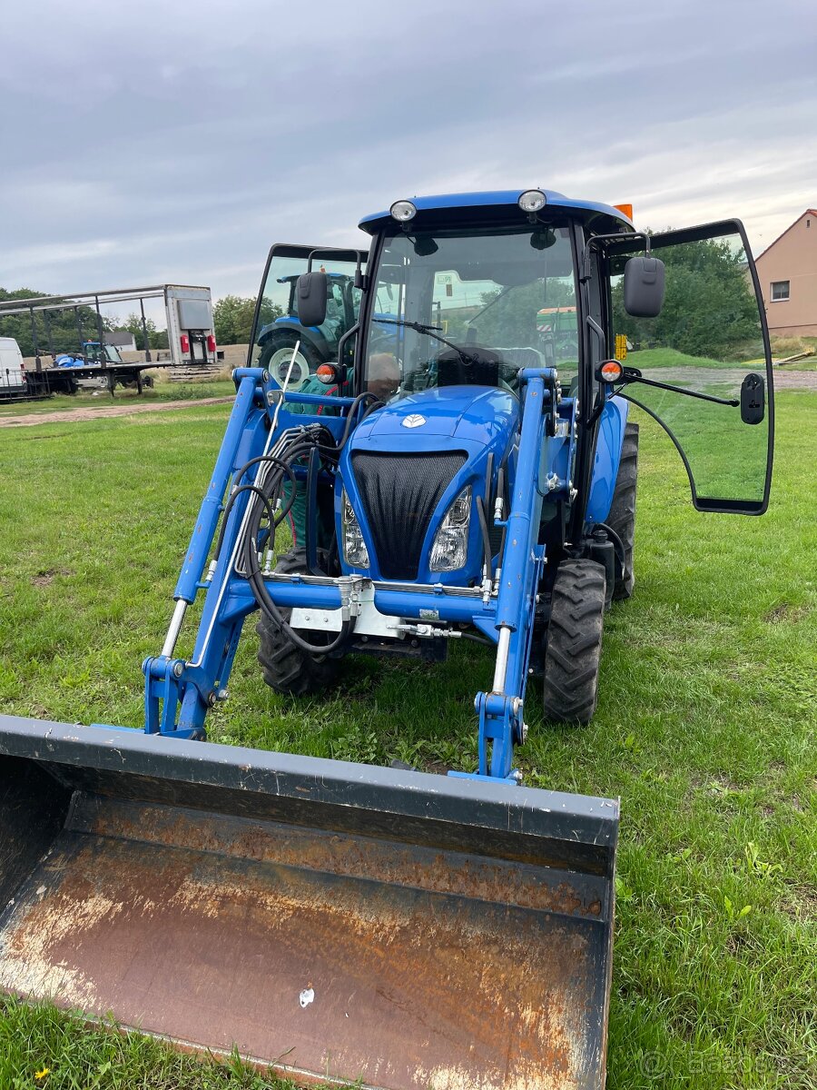 Boomer 40 New Holland