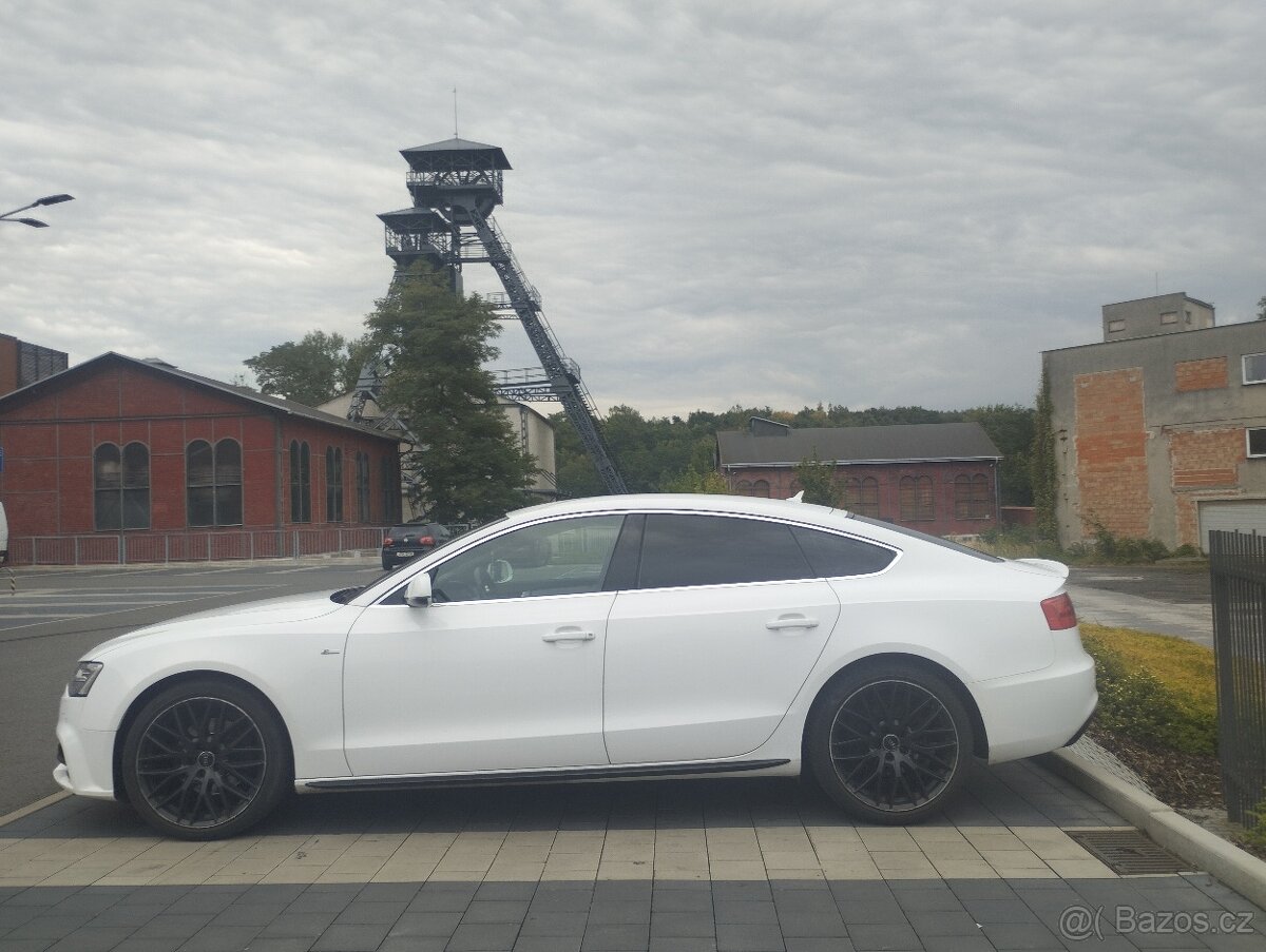 AUDI  A5  SPORTBACK  2.0 TDI  S-LINE