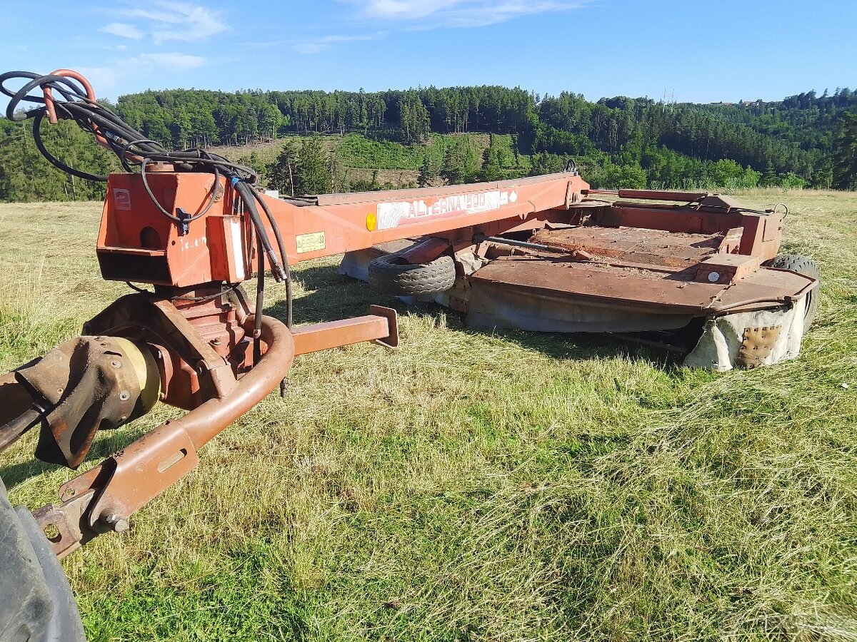 KUHN ALTERNA 500 NA OPRAVU NEBO NA DILY