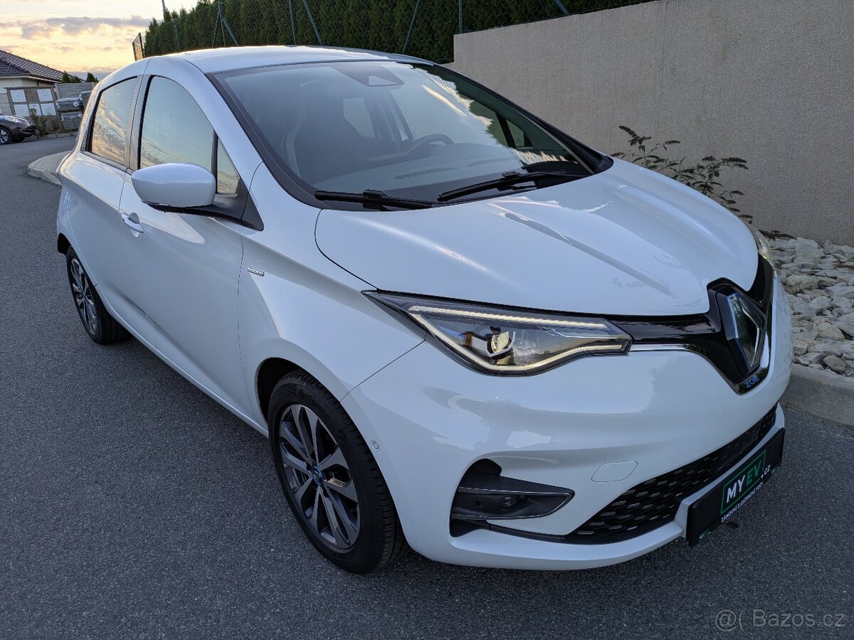 Renault ZOE R135 100kW, baterie 52kWh, CCS, PLNÁ VÝBAVA, DPH