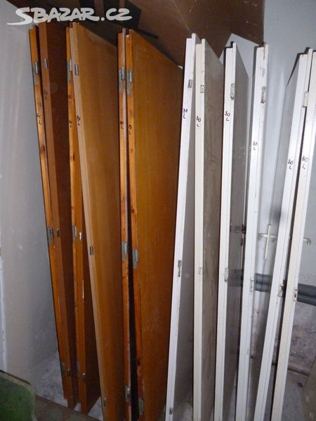dveře L a P 60, 70,80 cm , 500 -800kč.90 L za 1000kč