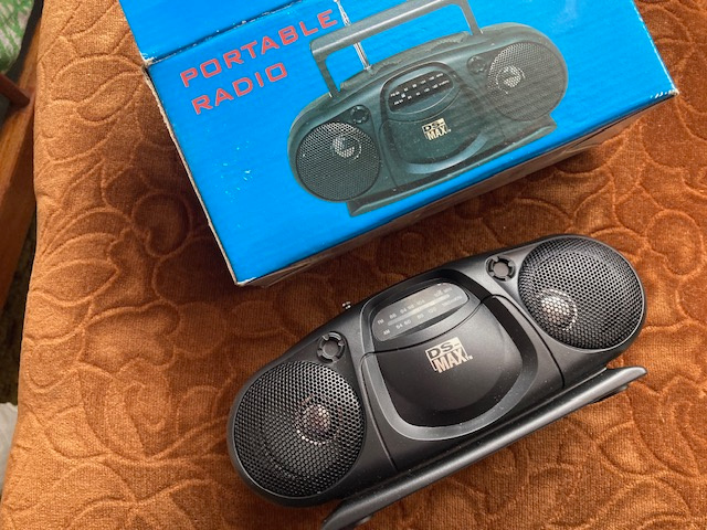 Tranzistorové rádio DS MAXI