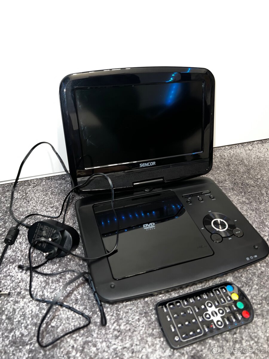 PŘENOSNÝ DVD PŘEHRÁVAČ SENCOR