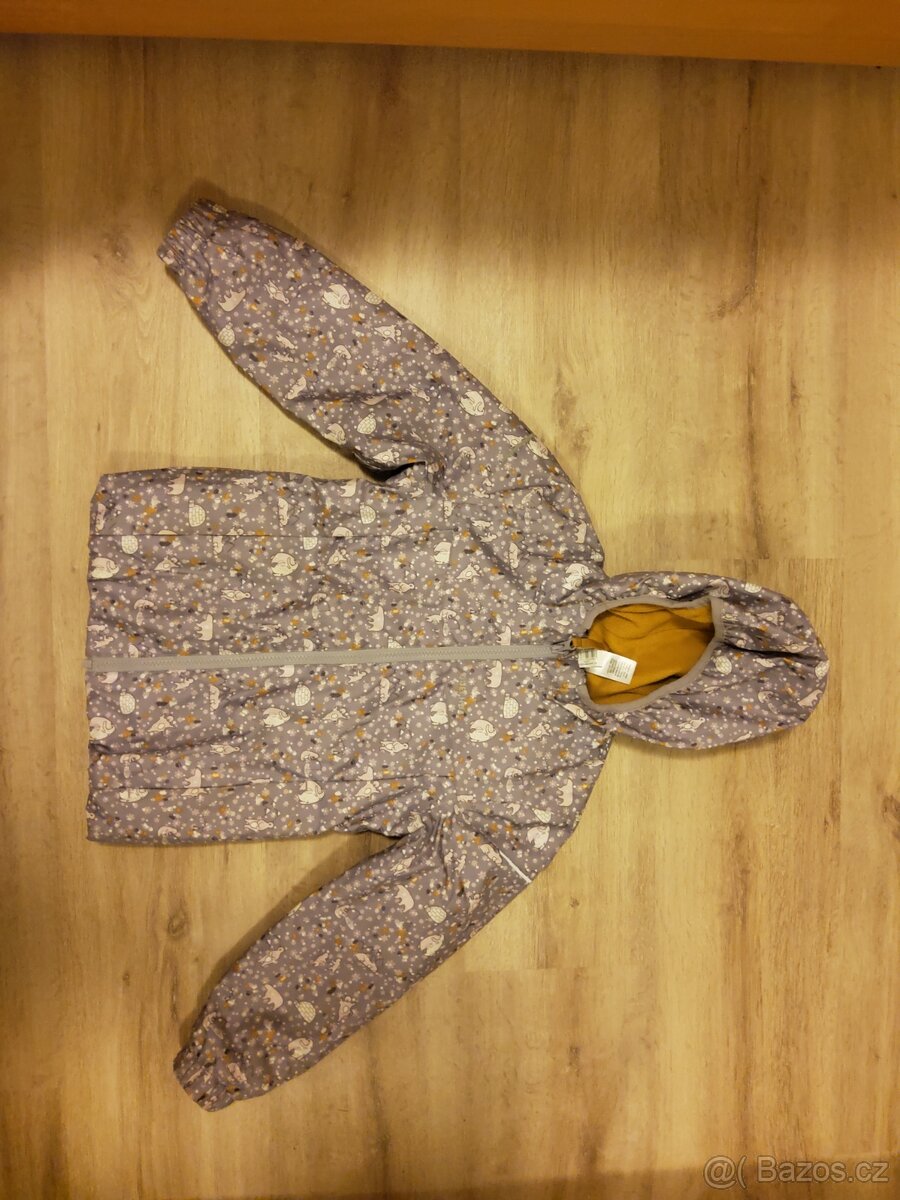 Prodám dívčí zimní bundu Quechua 122cm