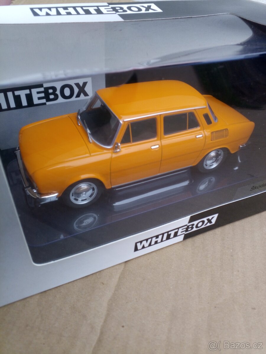Škoda 100 1/24 okrová
