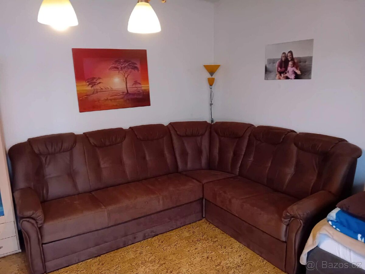 Rohový gauč pravá strana, 240×220