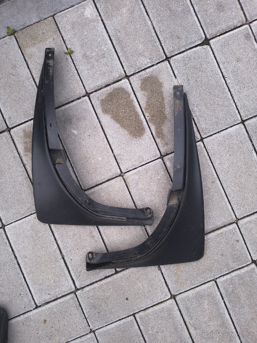 Zadní zástěrky škoda Octavia 2