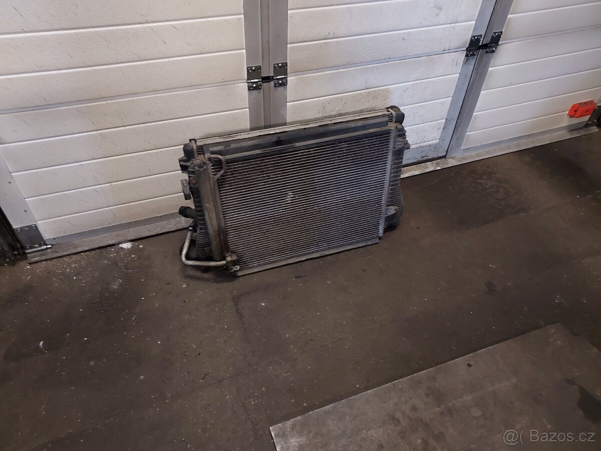 chladičová stěna VW Passat B6