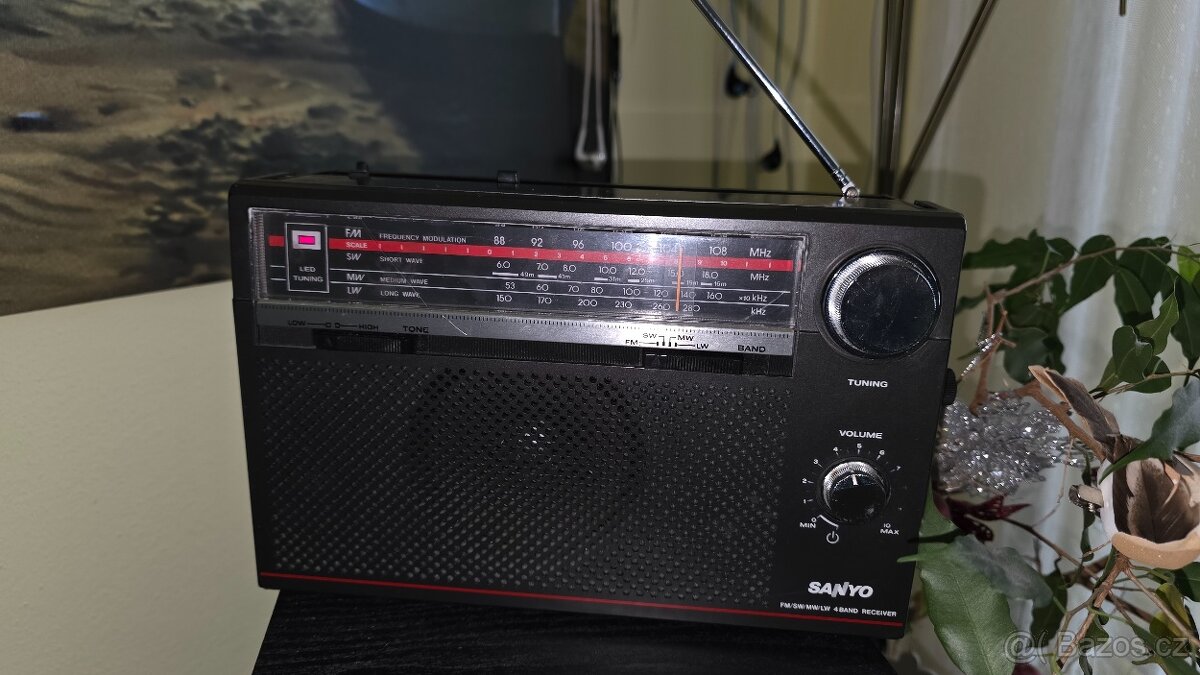 Radio sanyo