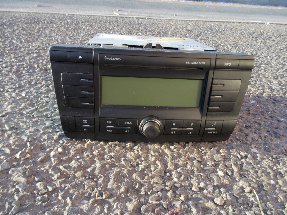 Autorádio Stream MP3 Škoda Octavia II