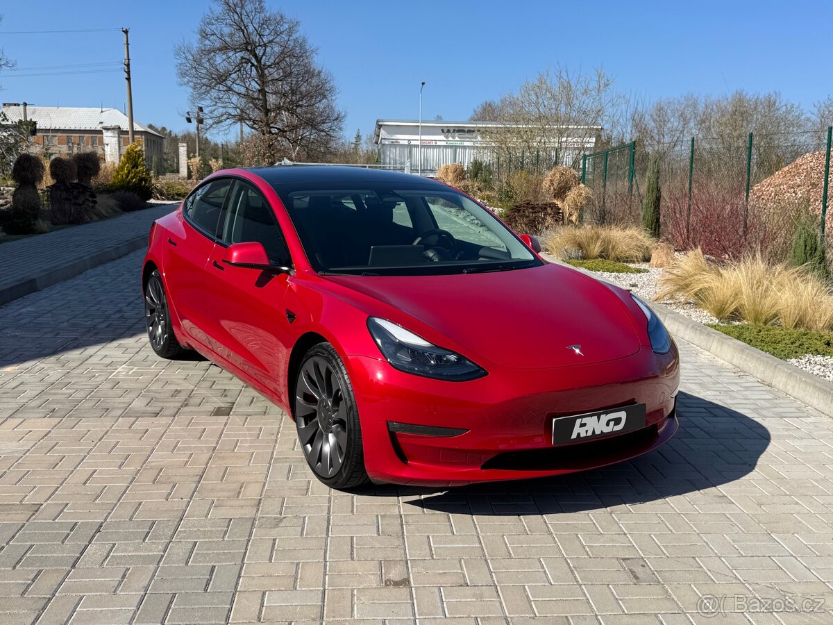 Tesla Model 3 Performance