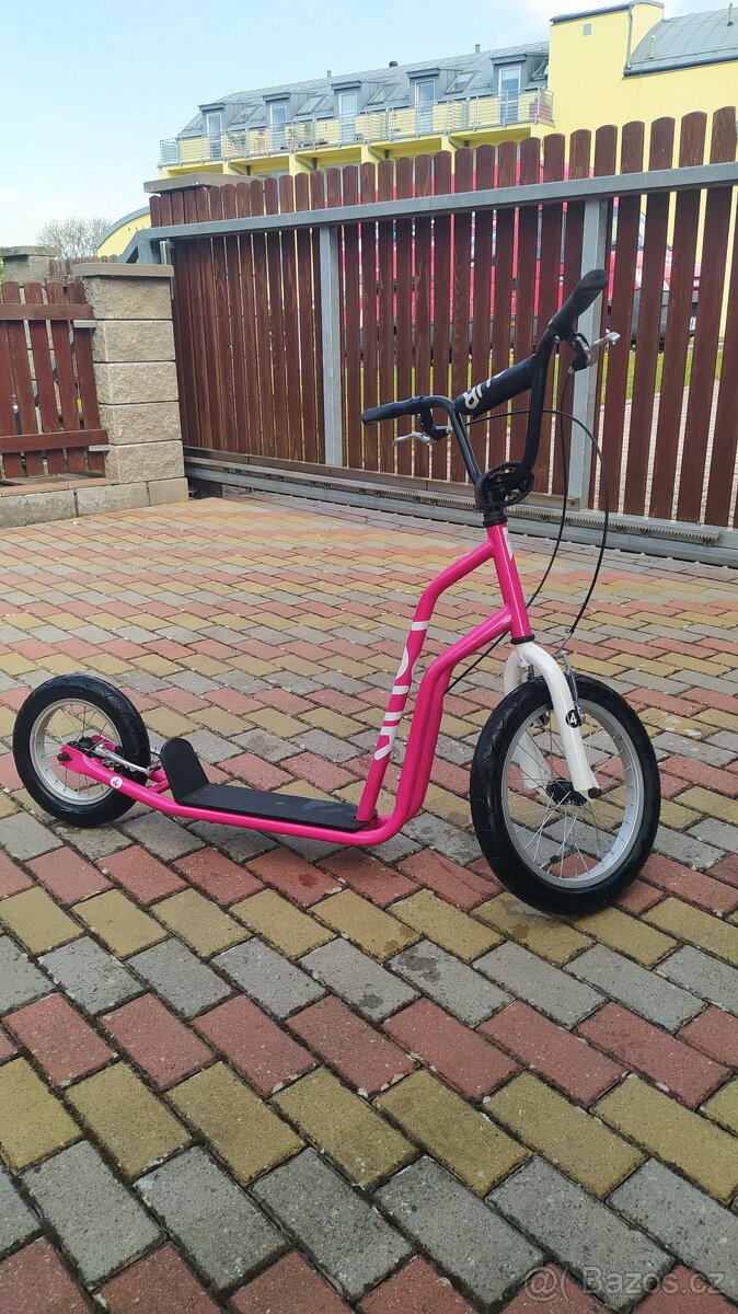 Koloběžka Yedoo 4