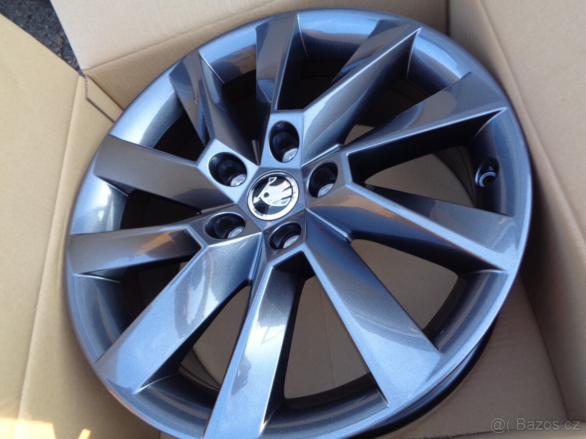 škoda superb 17 alu 5x112 nová original škoda