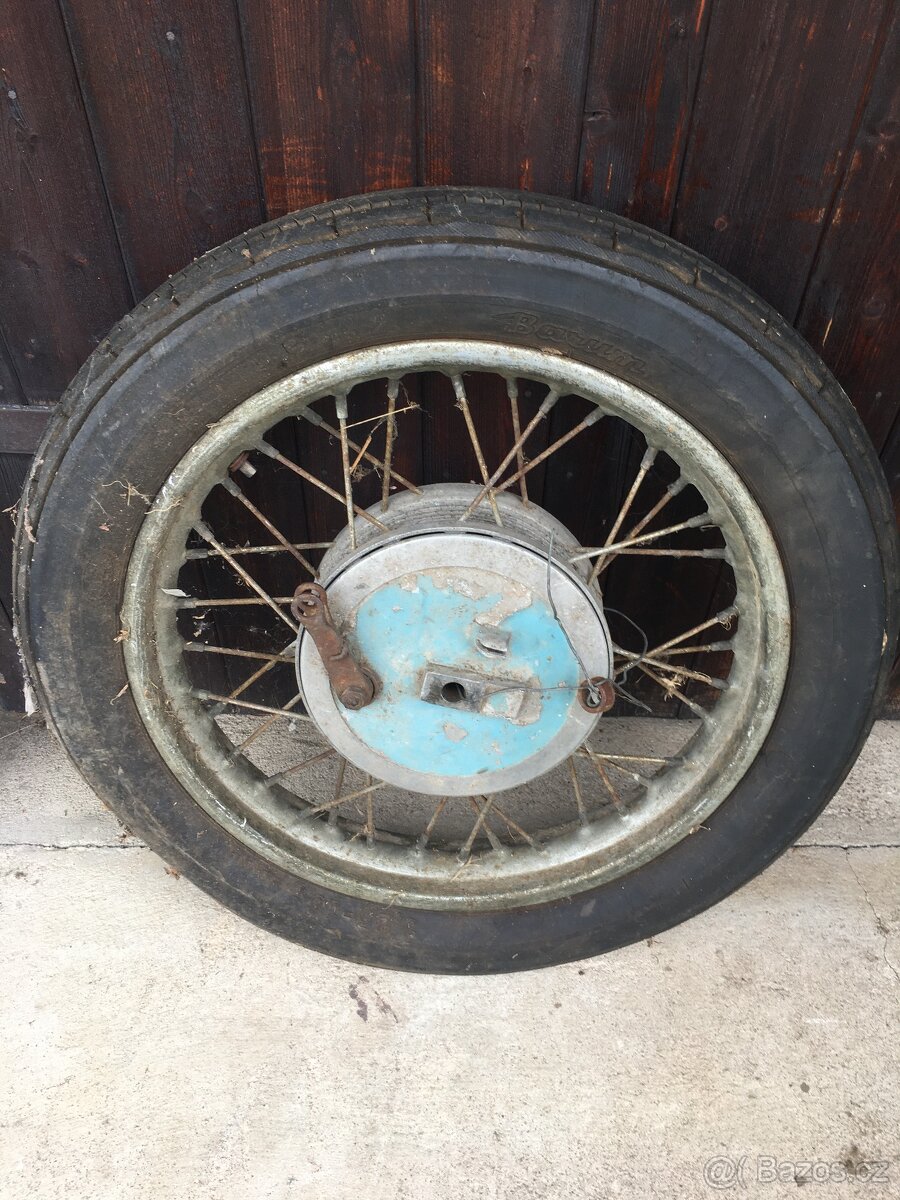 Kolo jawa 353 - kývačka
