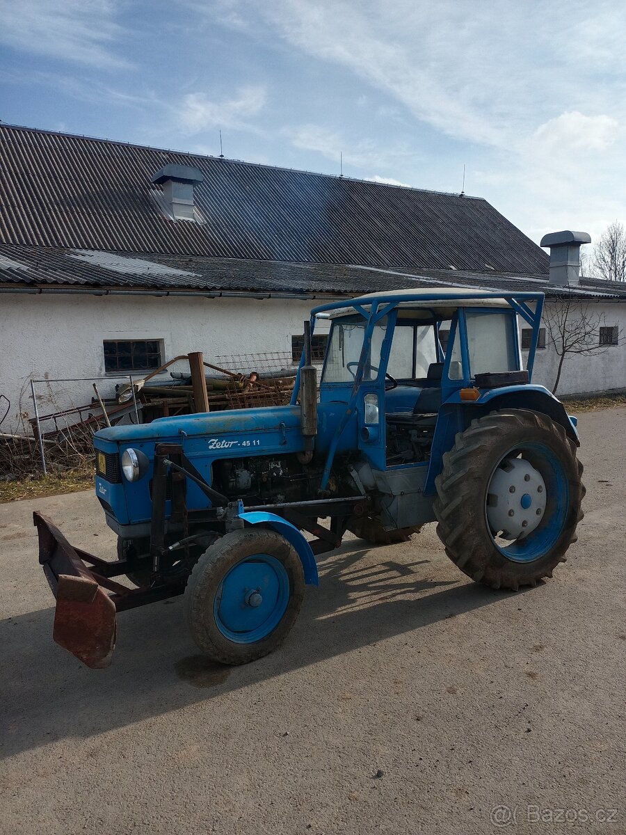 Zetor 4511 s radlicí