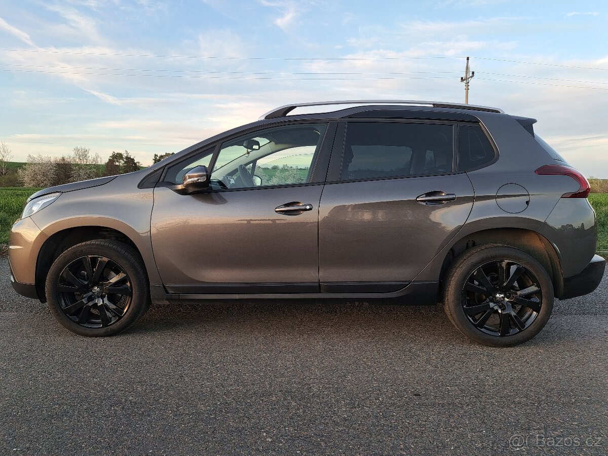 Peugeot 2008 11/2018,benzin 130 koní, 58 tkm,udržovaný