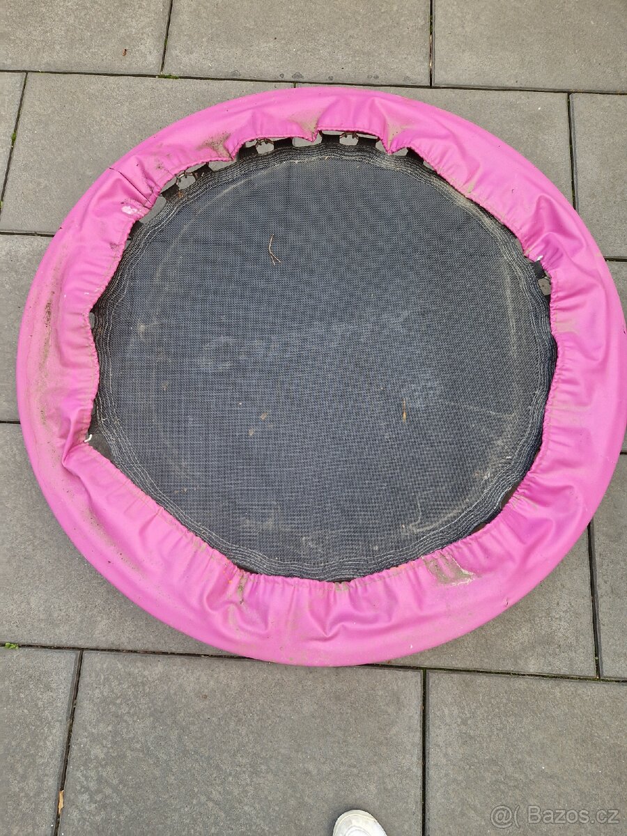 Trampolína