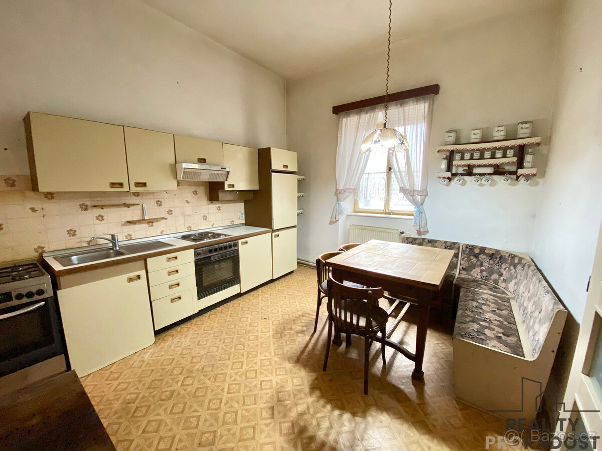 Prodej velmi pěkného bytu v Olomouci, ulice Komenského.