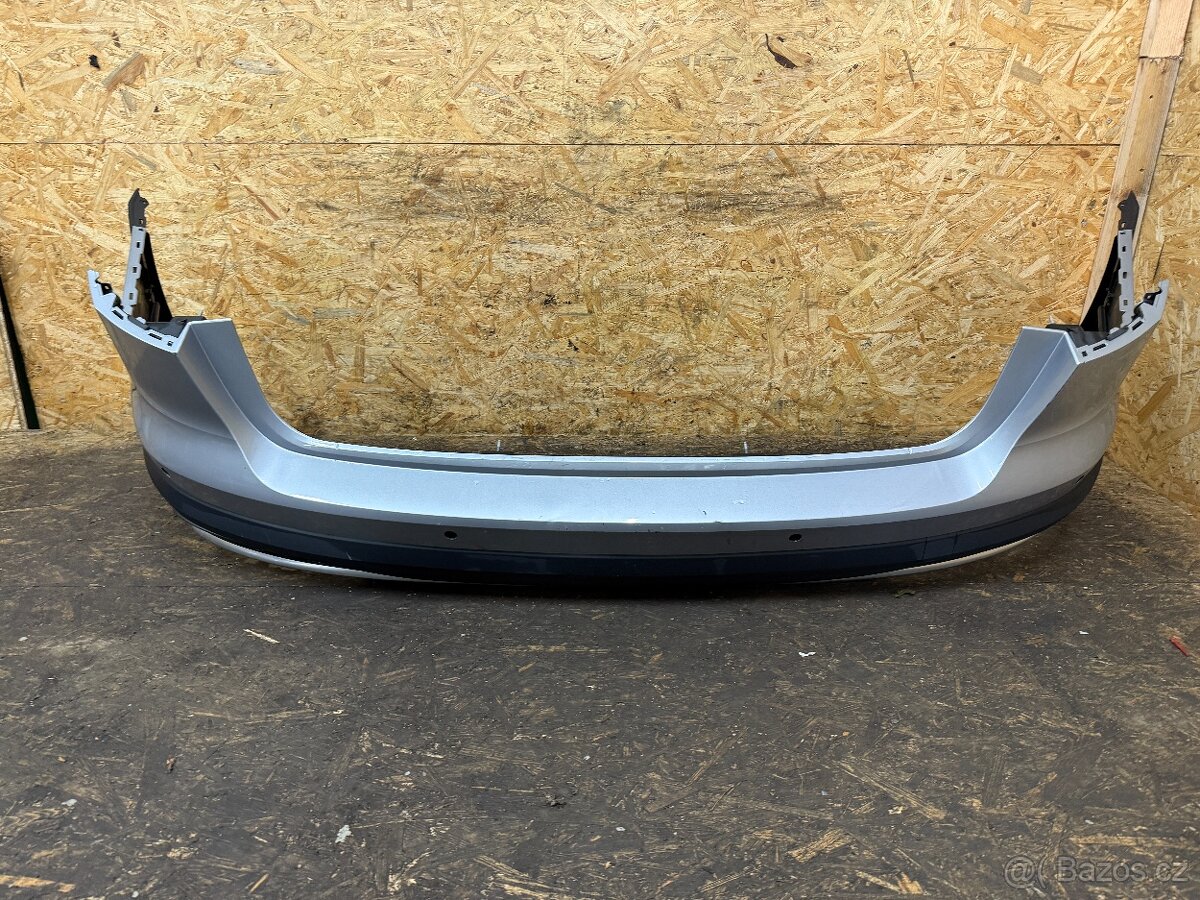 KOMPLETNÍ ZADNÍ NÁRAZNÍK AUDI A4 B9 ALLROAD 8W9807511AG