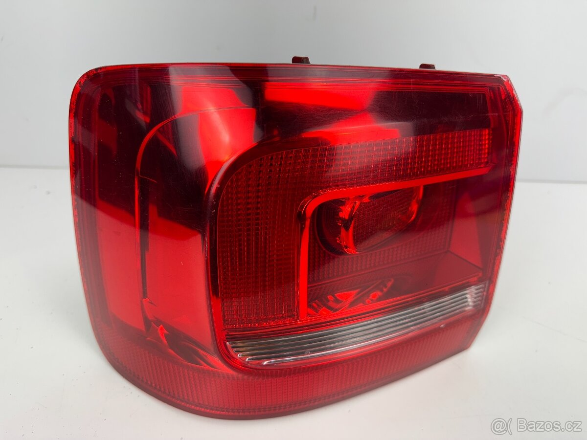 Zadní světlo levé vnější VW Touran 1T3 1T0945095R