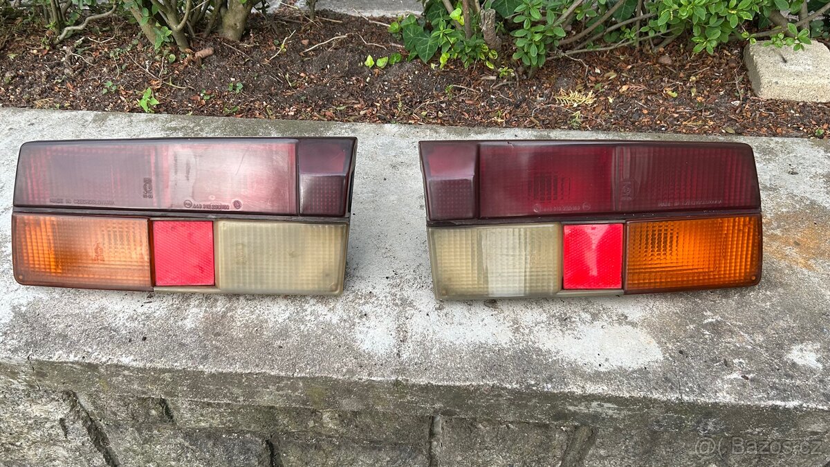 Zadní světla škoda 120