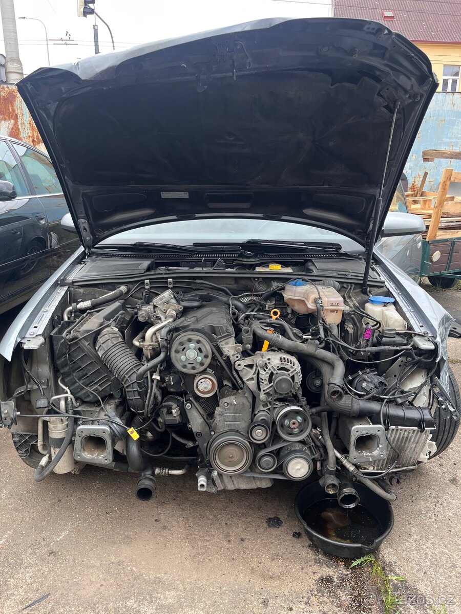 Audi A4 B7 1.9TDI PD 85kw 239tkm FWD