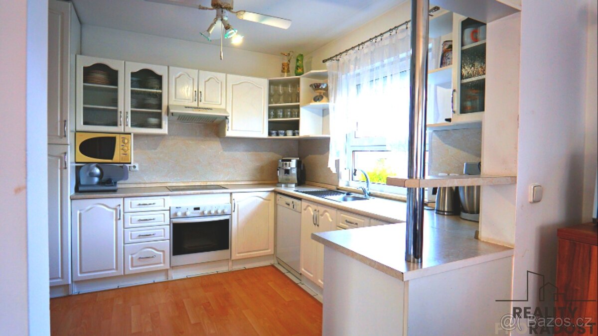 Rodinný dům 4kk, 140m2 ul. Zářijová, pozemek 550m2