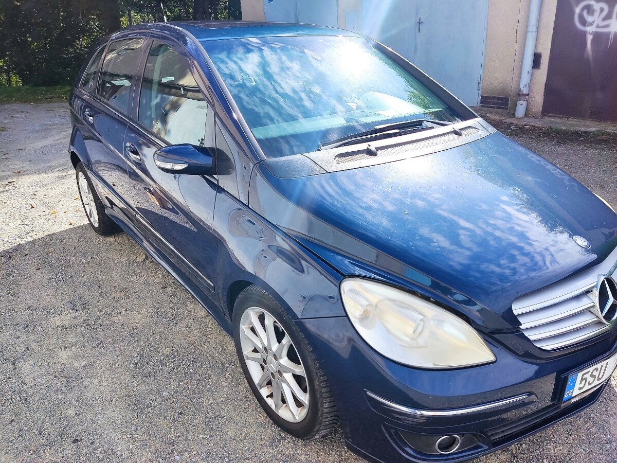 Mercedes B200 turbo, 142kW
